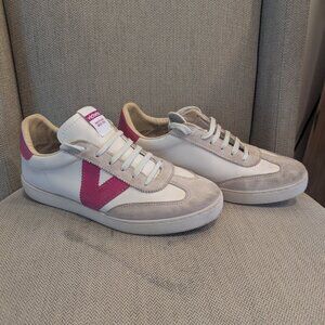 Victoria women's Sneakers pink sz 9